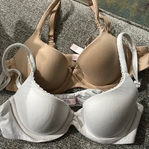 Victoria Secret Bras (bundle of 2)